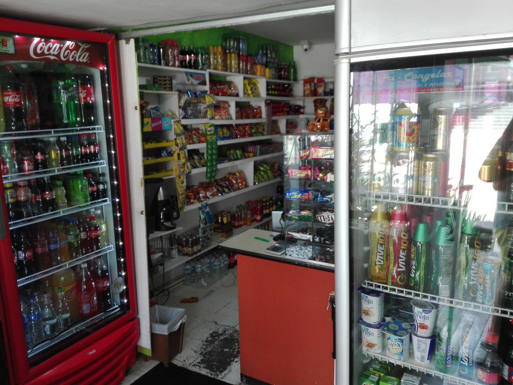 Spring City Hostel Medellín Zewnętrze zdjęcie
