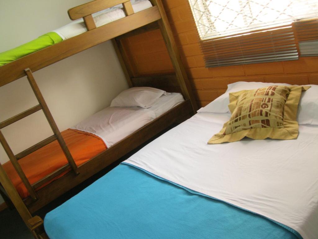 Spring City Hostel Medellín Zewnętrze zdjęcie