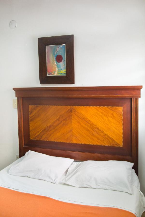 Spring City Hostel Medellín Zewnętrze zdjęcie