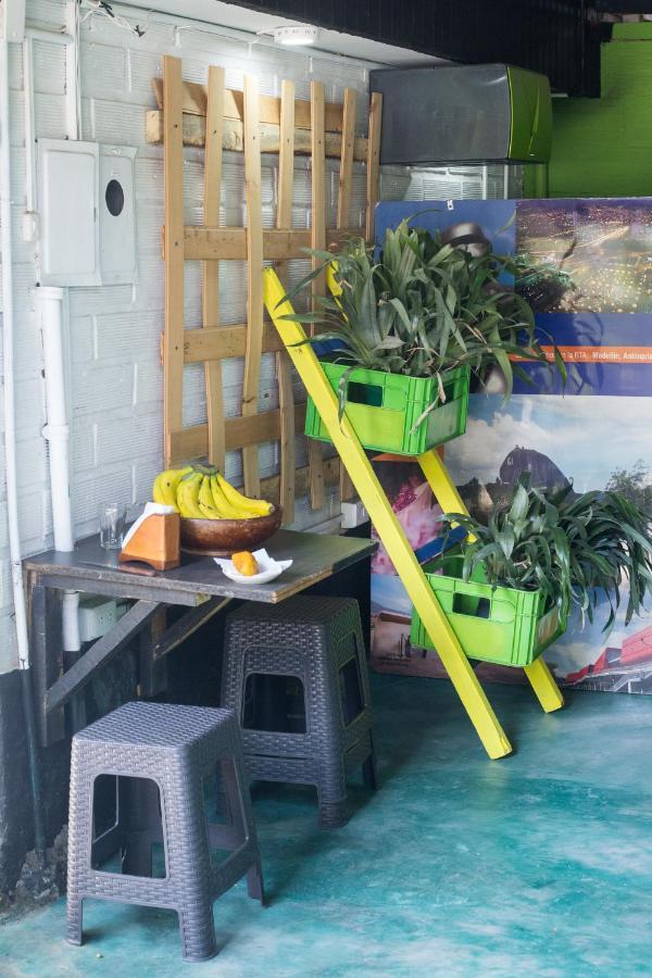 Spring City Hostel Medellín Zewnętrze zdjęcie